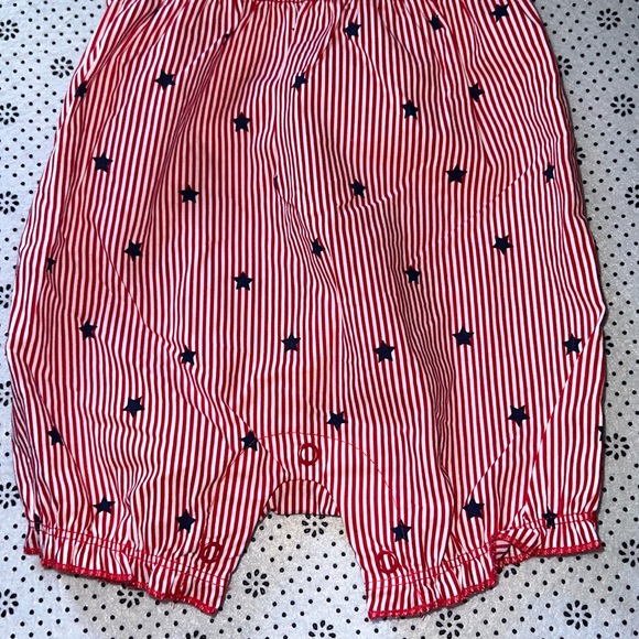 🛍CUTE  LITTLE GIRLS ROMPER SIZE 0-3 MONTHS  🛍 - Picture 3 of 6